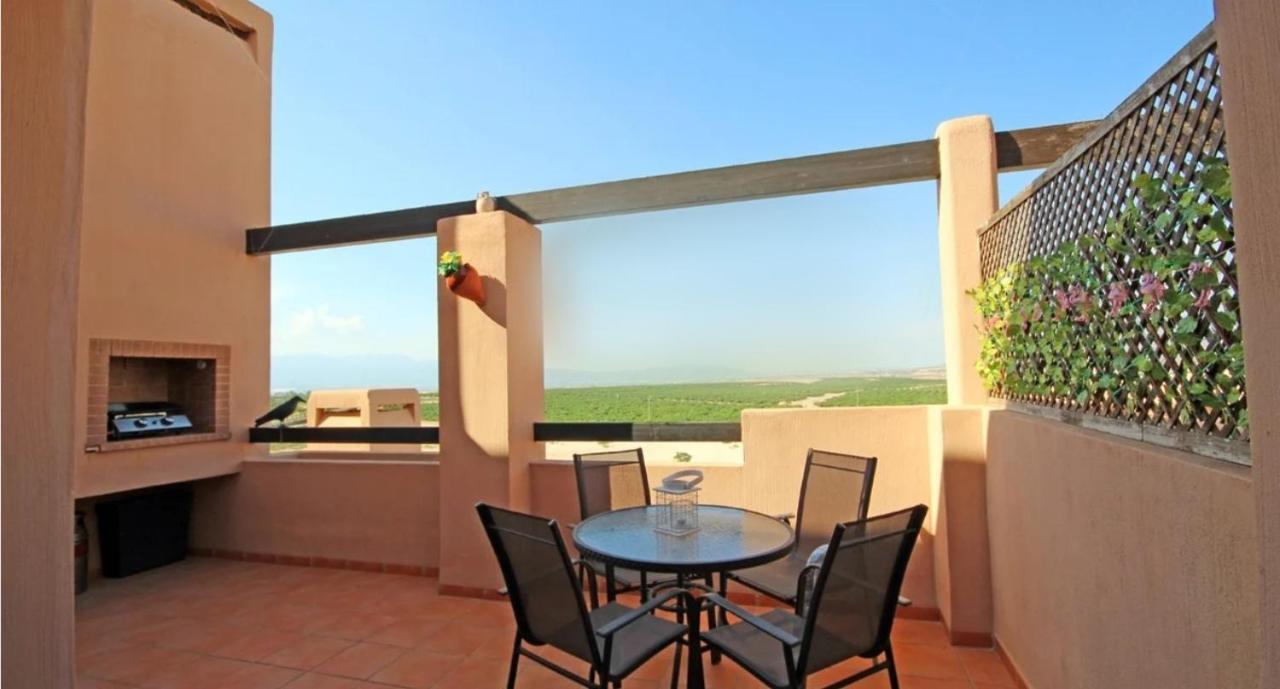 Casa Leona: Fully Furnished, Secure Golf Resort Penthouse Apartment With Gorgeous Views In Murcia Bagian luar foto